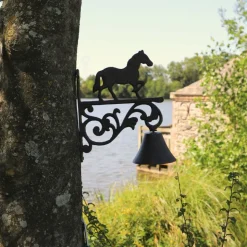 CHEMIN DE CAMPAGNE - Cloche de jardin de porte ancienne cheval fonte marron 23x26cm
