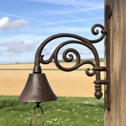 CHEMIN DE CAMPAGNE - Cloche de jardin de porte ancienne en fonte marron 27 x 20.5 cm