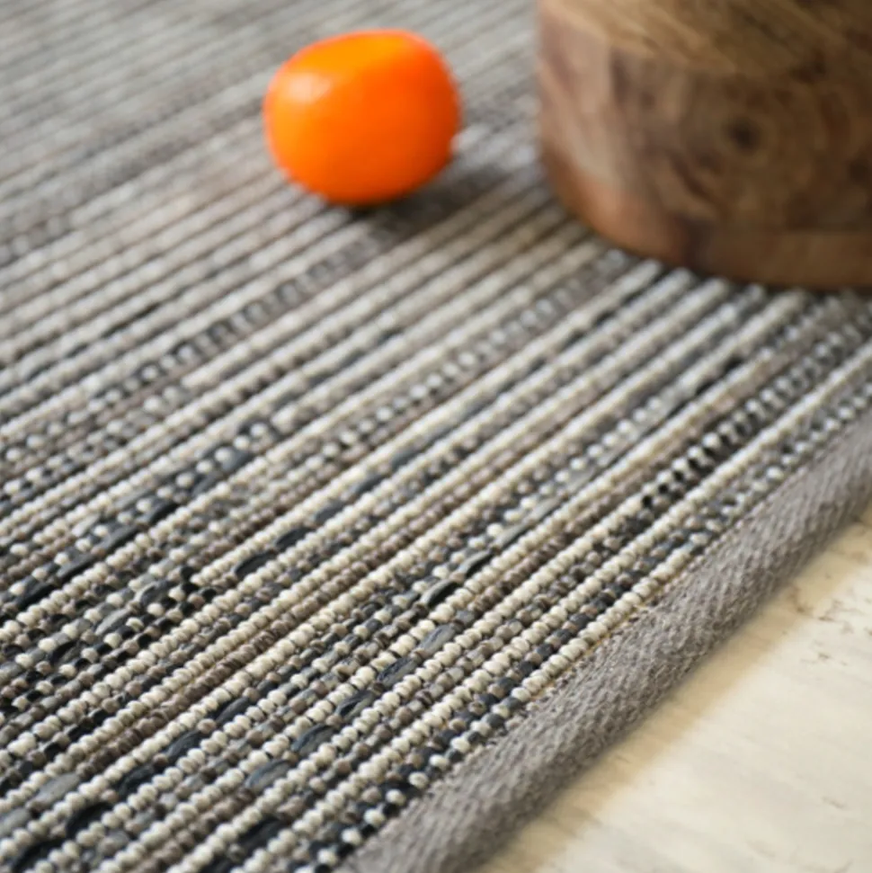 DÉCOWEB - Tapis intérieur / extérieur en tissé plat - bornéo silver - galon couleur lin - 250 x 350 cm