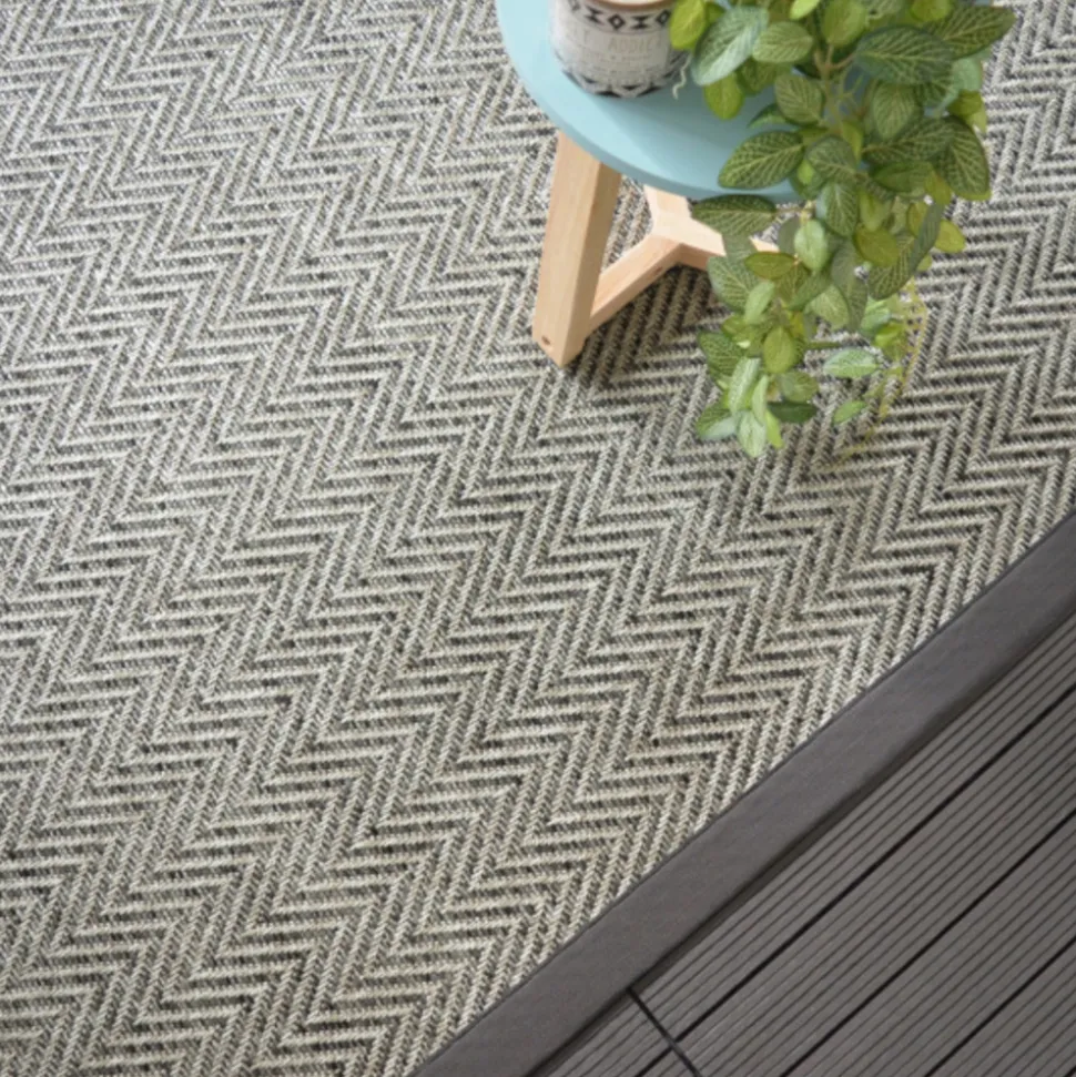 DÉCOWEB - Tapis intérieur / extérieur - java chevron silver - ganse anthracite - 140 x 200 cm