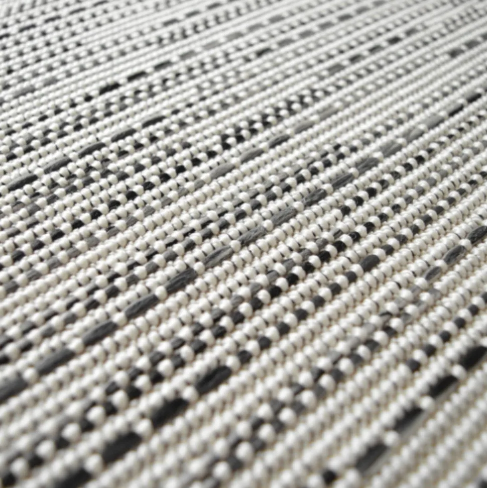 DÉCOWEB - Tapis intérieur / extérieur - bornéo blanc - ganse noire - 160 x 230 cm