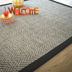 DÉCOWEB - Tapis intérieur / extérieur - java chevron silver - ganse noire - 140 x 200 cm