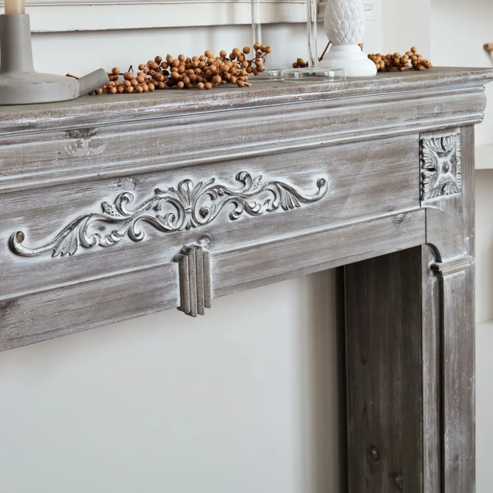 Manteau de cheminée - romance - décor bois gris cérusé