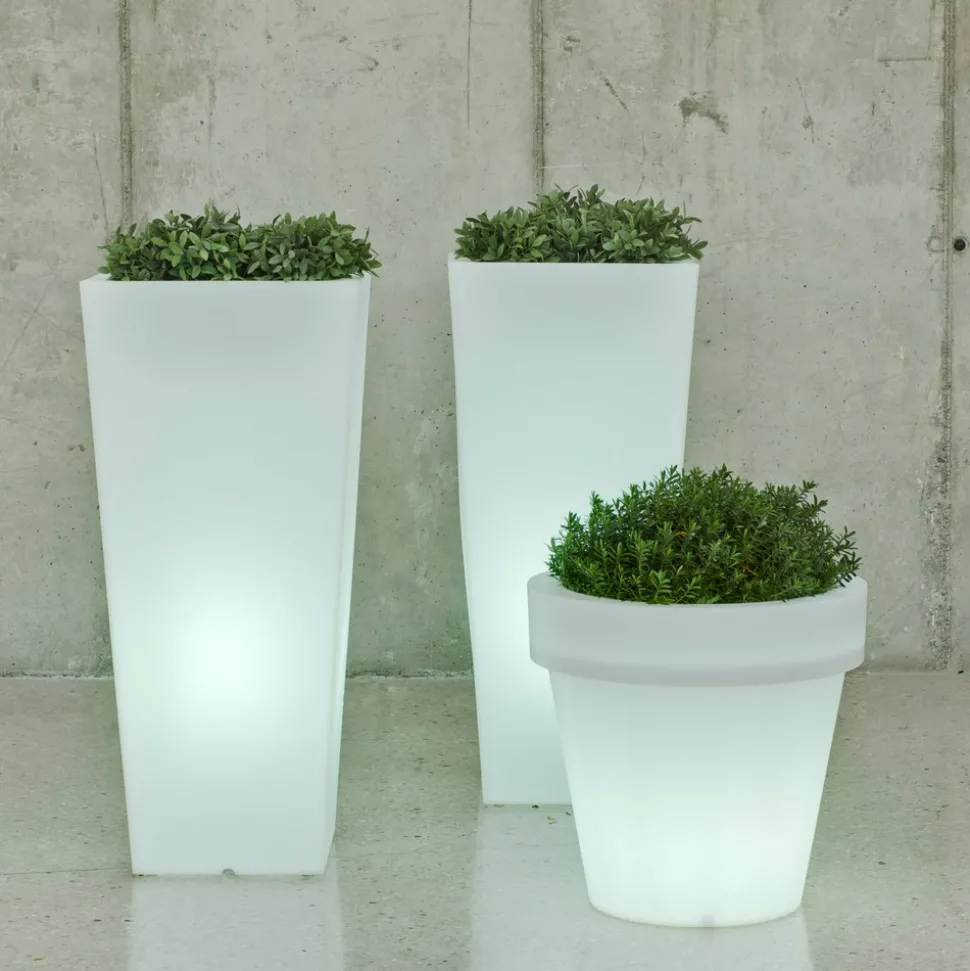 NEWGARDEN - Pot lumineux melisa 50 solaire+batterie rechargeable led rgb avec télécommande 50x50x110cm