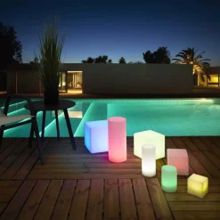 THE HOME DECO FACTORY - Lampe extérieure cube avec télécommande