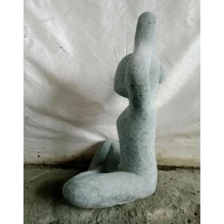 WANDA COLLECTION - Statue design en pierre yoga 50 cm